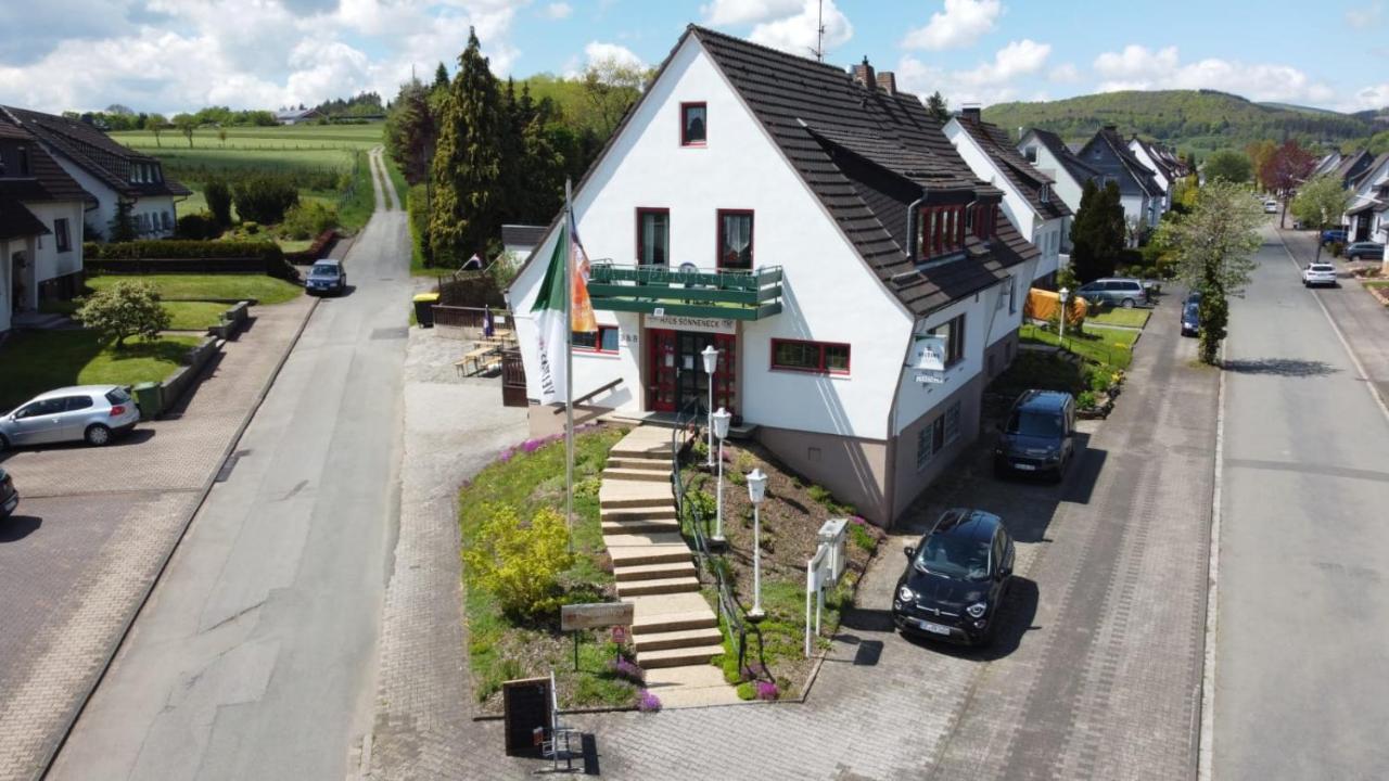 Haus Sonneneck Hotel Medebach Eksteriør billede